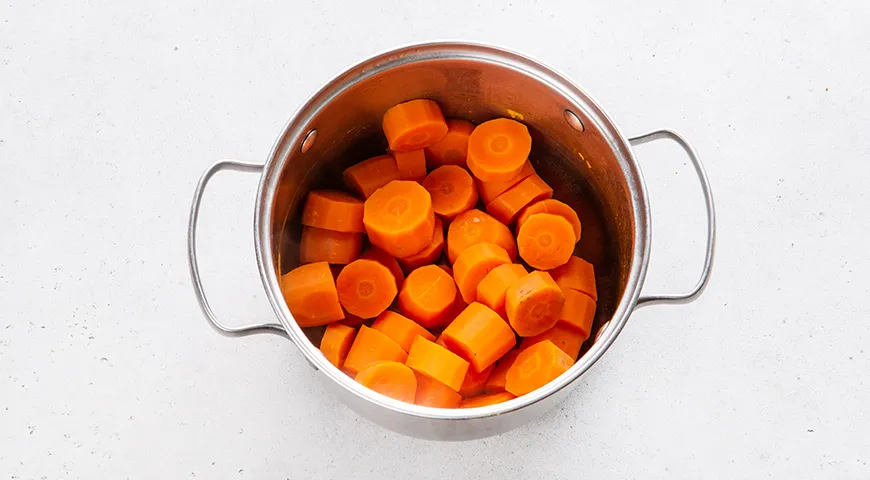 Постные морковные котлеты на сковороде