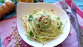 Простые рецепты с кедровыми орехами и авокадо