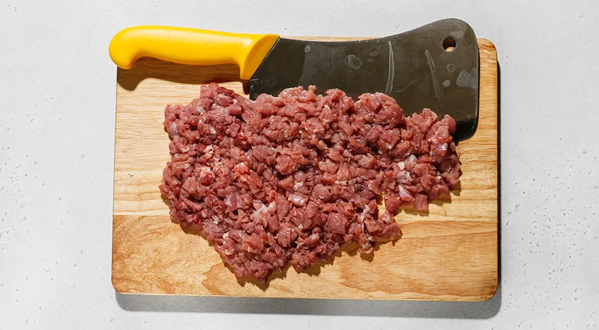 Рубленые котлеты из индейки на сковороде