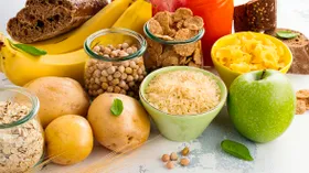 Неприятный симптом: какие продукты крепят стул у взрослых и детей