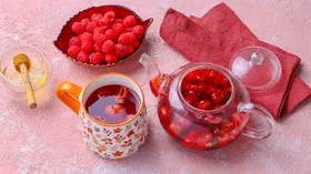 Малиновый чай с имбирем