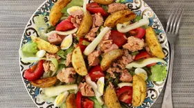 Картофельный салат с тунцом