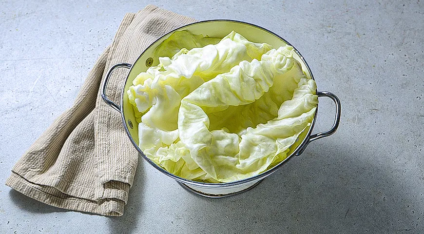 Азиатские голубцы с индейкой и креветками