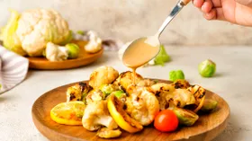 Кунжутная паста тахини: польза, вред, как ее выбрать и как приготовить дома