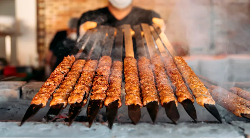 Сегодня люля из индейки пользуется спросом в Восточной Европе и на постсоветском пространстве