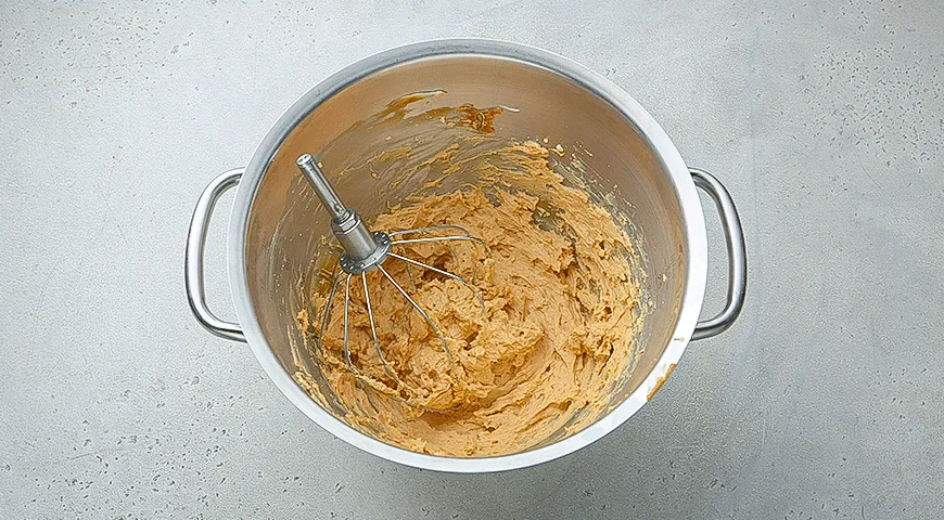 Цветные орешки со сгущенкой