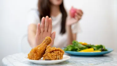 Почему возникает тяга к жирной еде и как ее можно побороть