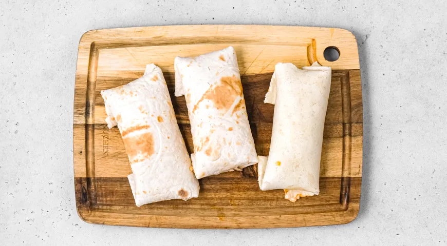 Чимичанга из курицы