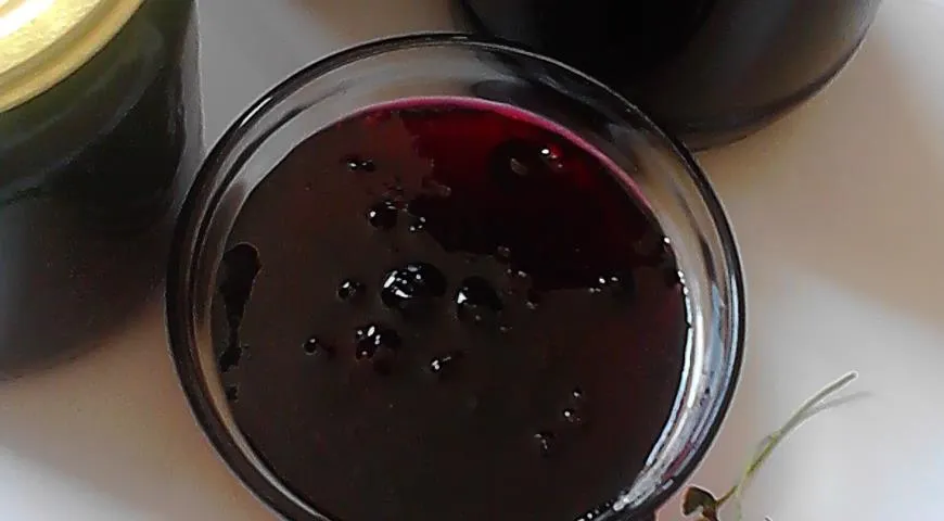 Желе из черной сморородины на зиму