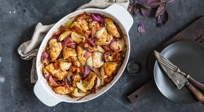 Запеченная курица по-деревенски