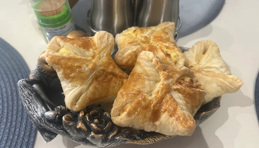 Конвертики с творогом в аэрогриле