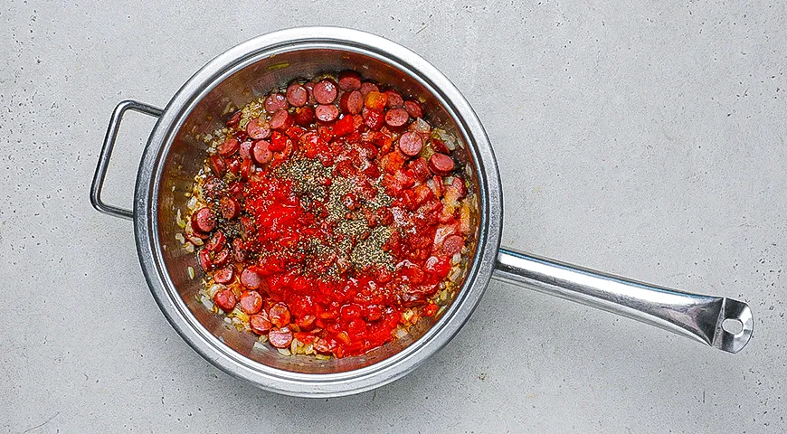 Лечо с колбасками