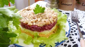 Рецепты с орехами, изюмом и салатом