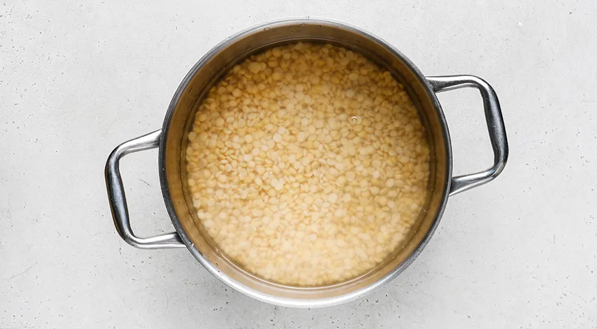 Гороховое пюре с беконом и луком