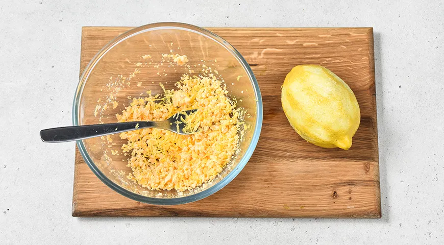 Яичная заправка для салатов со свежей зеленью и овощами