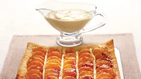 Пирог с мандаринами и кремом сабайон