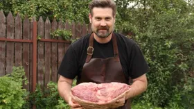 Новая телепрограмма "Pro мясо" с Григорием Конюховым