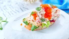 Простые рецепты с крабами и хлебобулочными изделиями