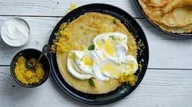 Блюдо из теста с апельсином