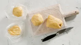 Бездрожжевое тесто с мукой пшеничной