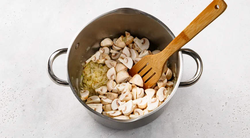 Грибной суп со сливками