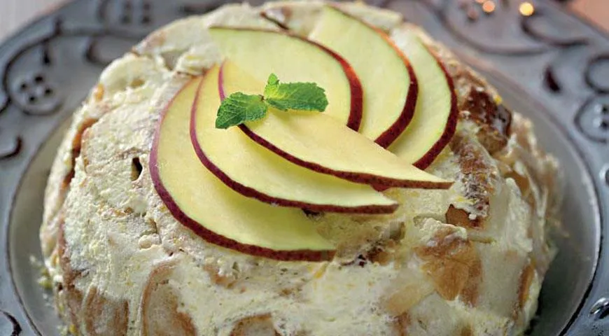 Мексиканская ванильная шарлотка с манго