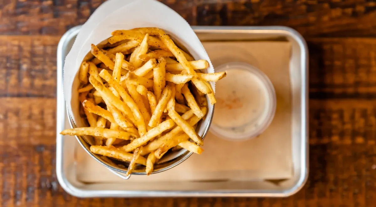 Меньше жира – та же корочка: ученые реформировали приготовление картофеля фри