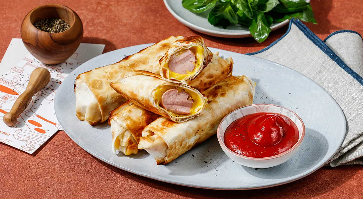 Рецепт сосисок в лаваше с плавленым сыром