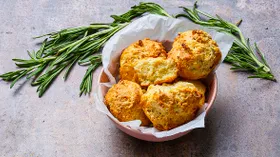 Закусочное печенье на пиве с сыром