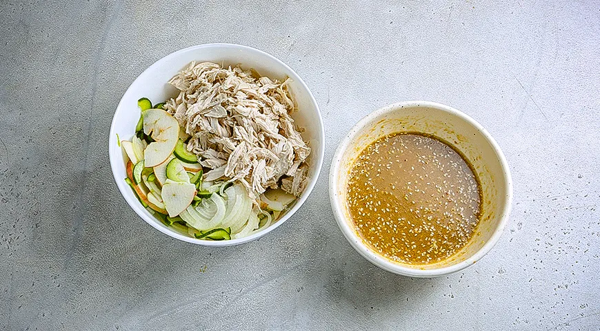 Салат с курицей