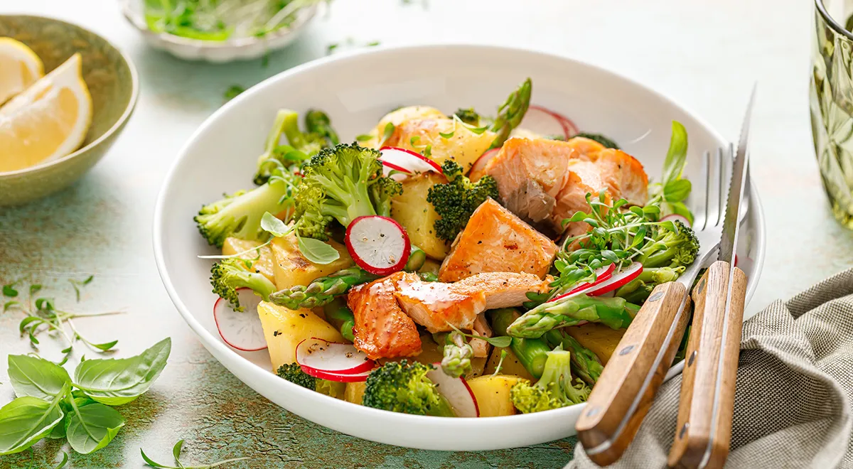 Простые и вкусные салаты: 21 рецепт, чтобы удивить близких и гостей