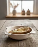 Груша, запечённая с творогом и орехами