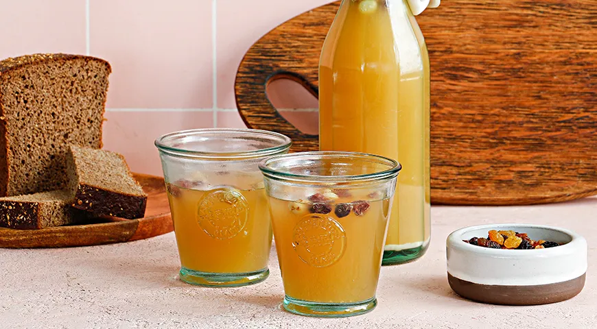 Рецепт кваса из черного хлеба с дрожжами