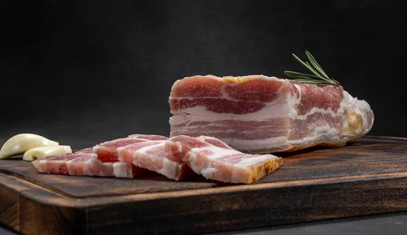 Из чего делают сало и из какой части получается самое лучшее