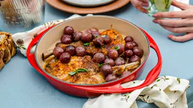 Свинина с виноградом