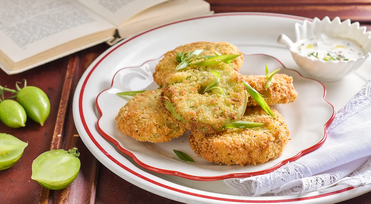 Рецепт жареных в панировочных сухарях зеленых помидоров на сковороде