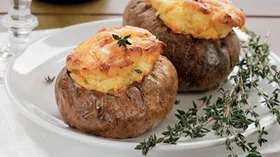 Рецепты с твёрдыми сырами, картофелем и молоком