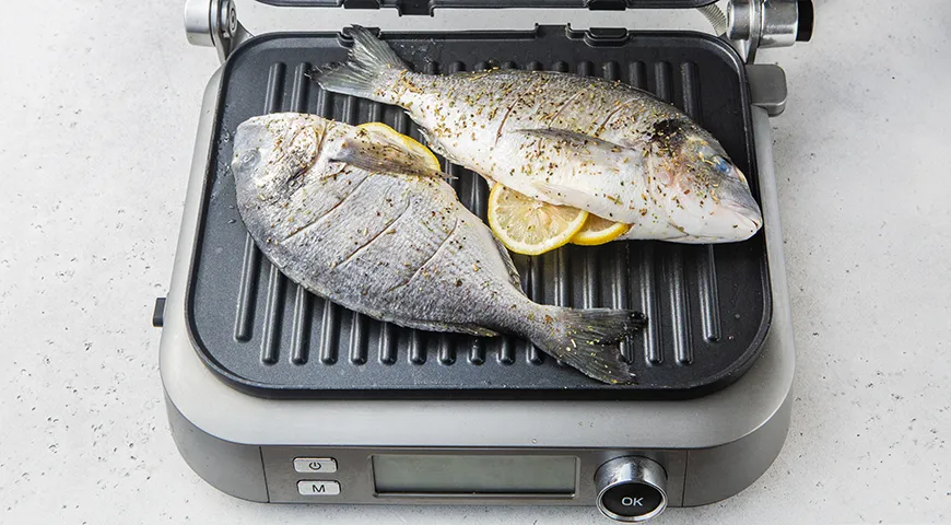 Дорада на электрогриле