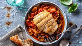 Минтай в духовке: как приготовить эту рыбу очень вкусно — 6 проверенных рецептов
