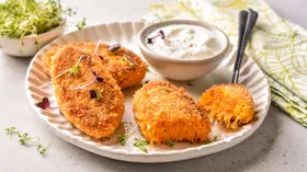Морковные котлеты с сыром и манкой