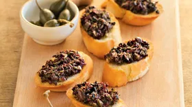 Простые рецепты с хлебом и анчоусом