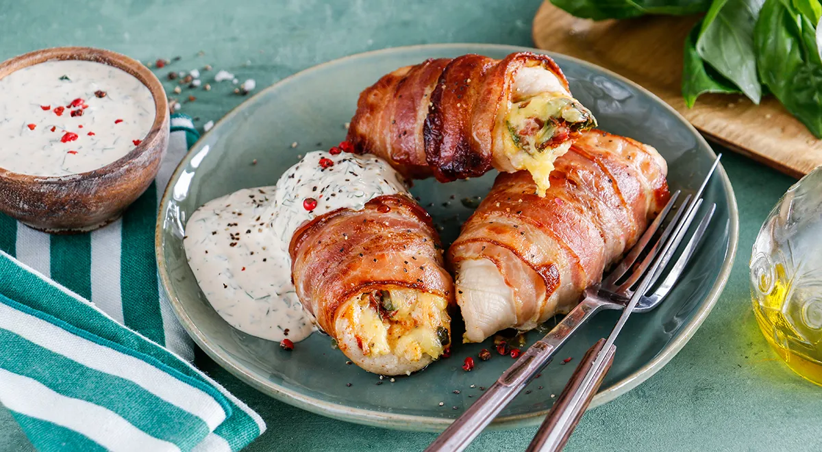 Сметана 15% популярна как соус