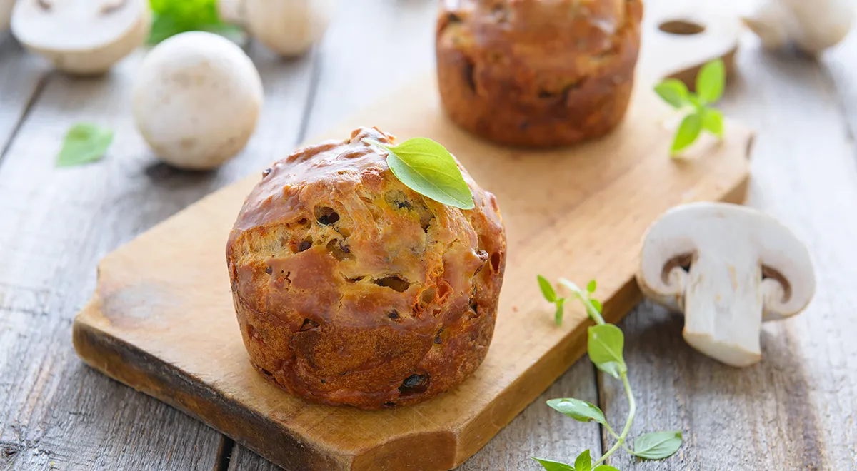 Маффины постные с грибами и маслинами