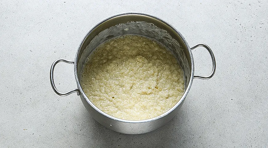 Рисовая запеканка с вишней и овсянкой