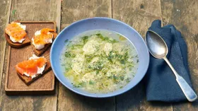 Уха с рыбой речной