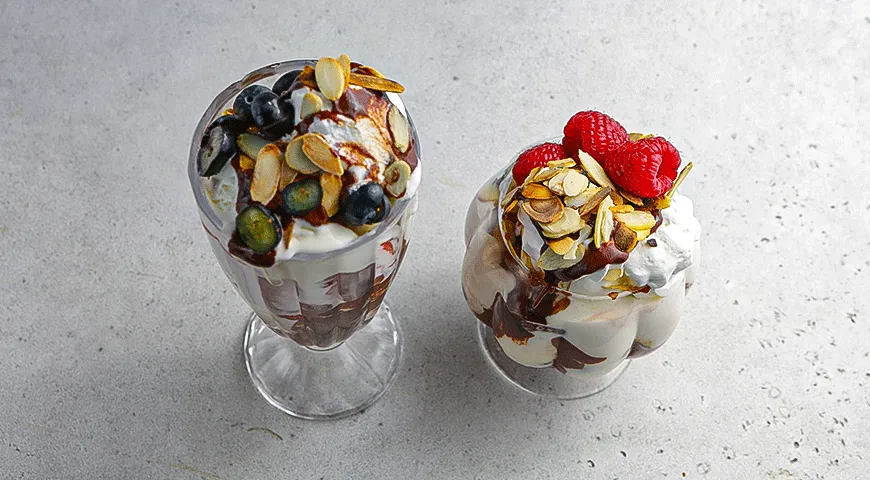 Сандей с мороженым