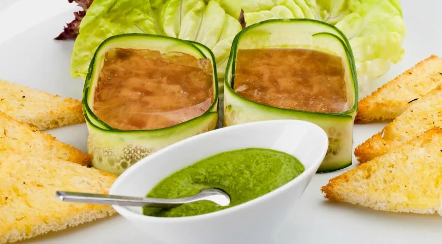 Холодец с желатином из цесарки