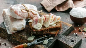 Рецепты с чесноком и салом