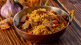 Плов в казане на мангале