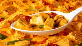 Карри с грибами и курицей